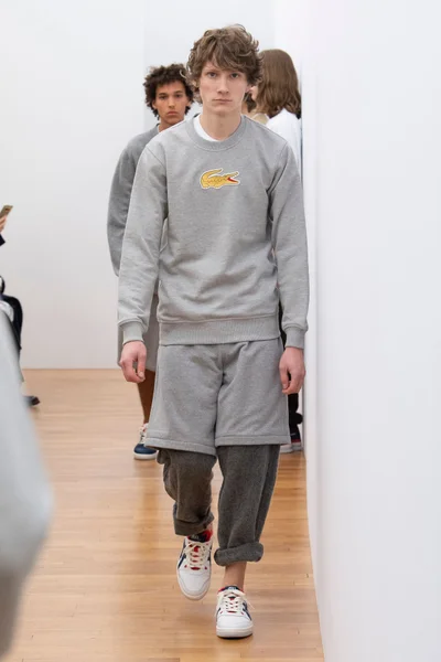 Look 39